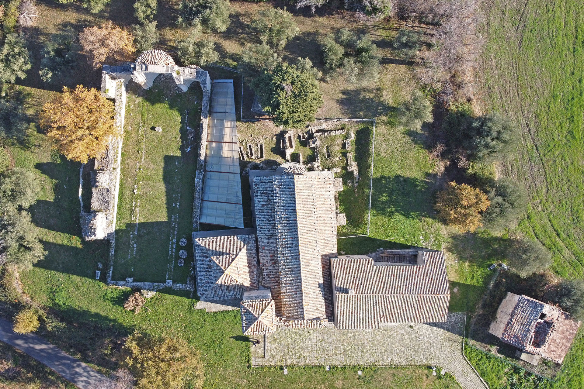 morrone-del-sannio-abbazia-casalpiano-drone-3