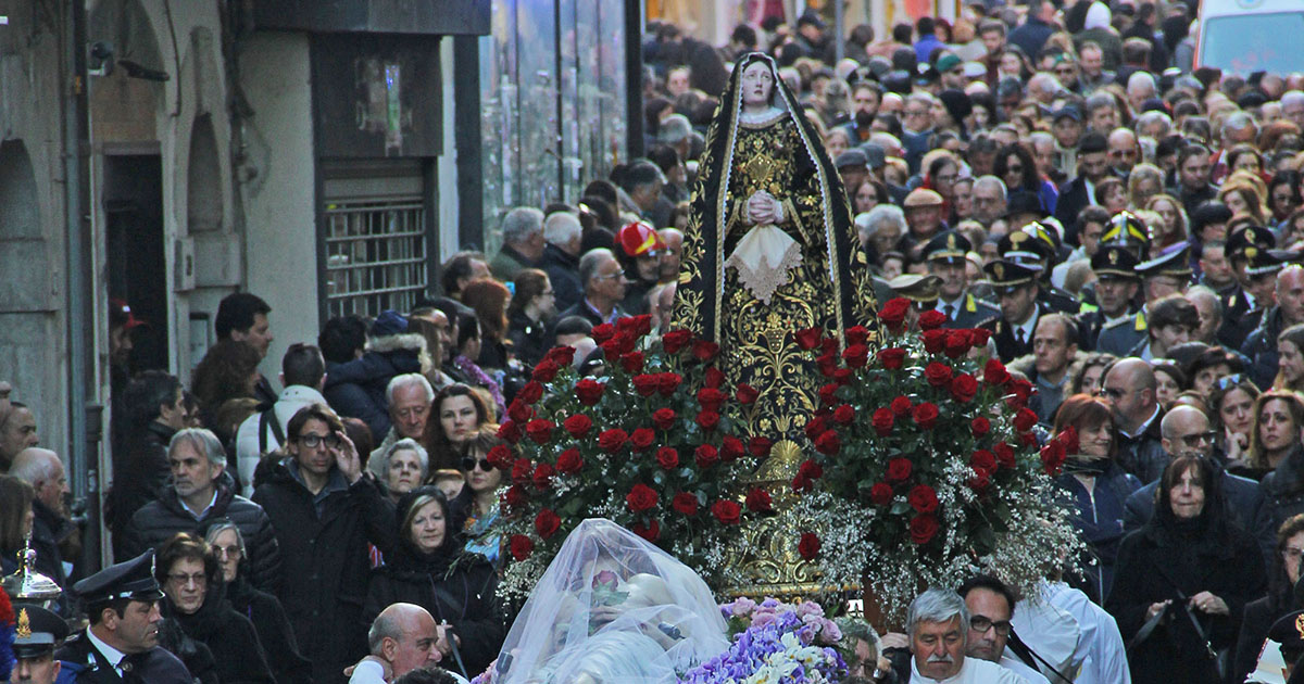 Venerdì Santo a Campobasso: la processione e il Teco vorrei